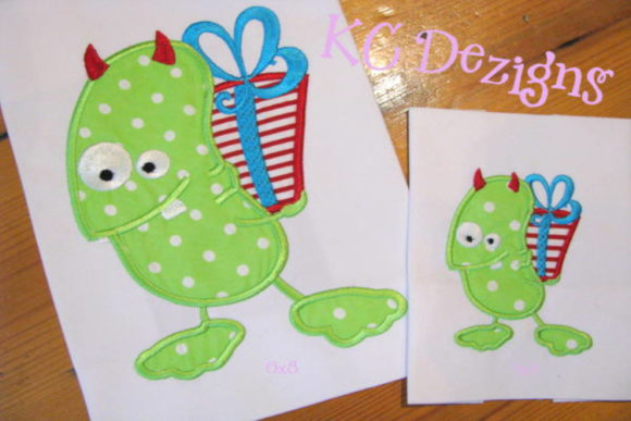 Christmas Monster 01: A Playful Festive Embroidery Gem