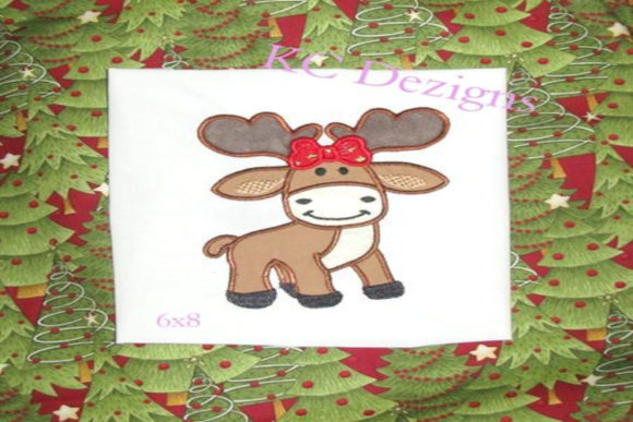 Christmas Moose 03: A Festive, Versatile Appliqué for Holiday Makers
